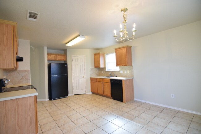 Building Photo - 1601 Schottische Ln