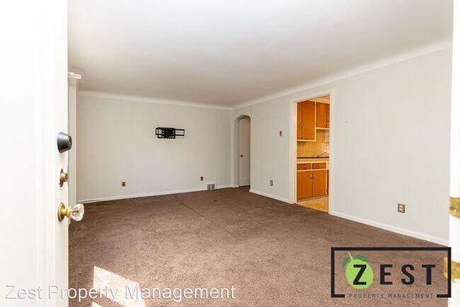 Building Photo - 1 br, 1 bath Apartment - 19691 Cliff Stree...