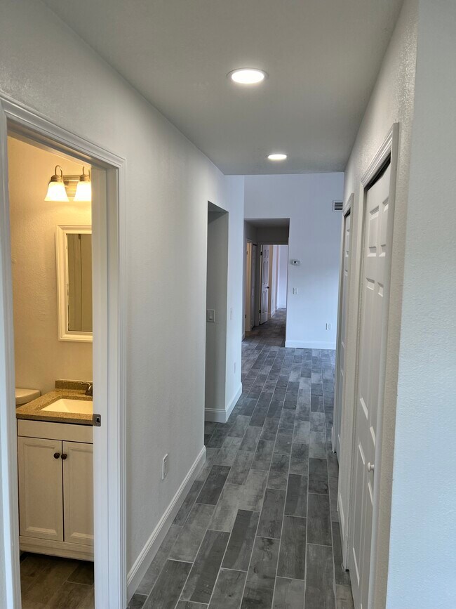 Foto del edificio - 4609 Ashley Dr