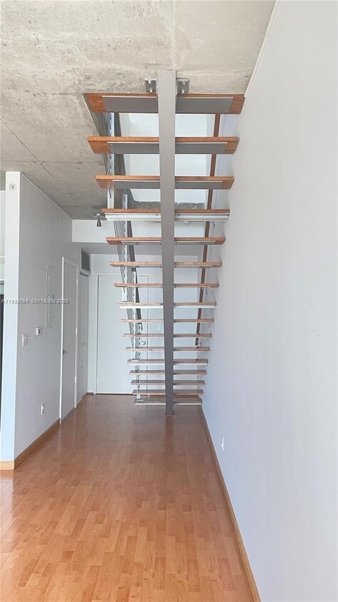 Building Photo - 690 SW 1st Ct