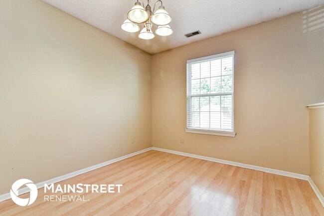 Building Photo - 5378 Milhouse Rd