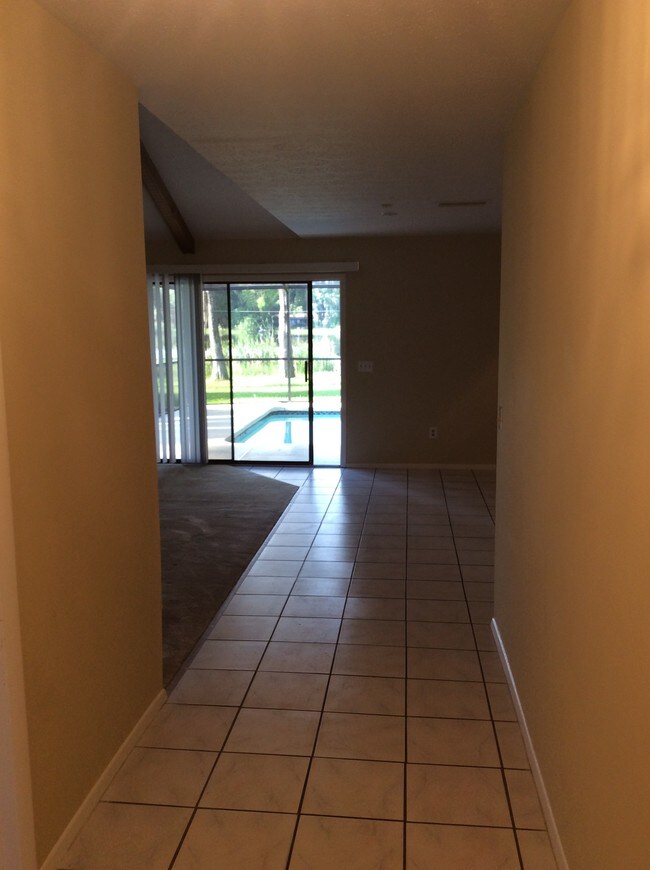 Foto del edificio - 21334 Lake Sharon Dr
