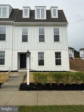 Building Photo - 3121 Overlook Dr