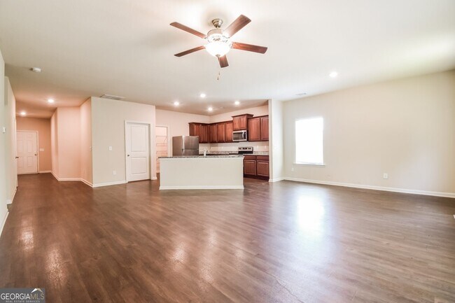 Building Photo - 133 Innis Brk Cir