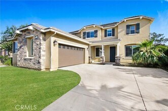 Building Photo - 13153 Stanton Dr