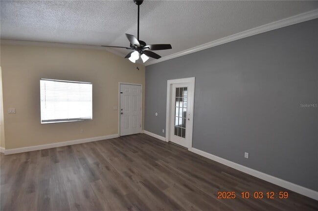 Foto del edificio - 718 Oak St SW