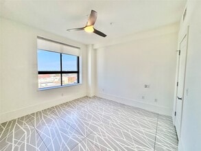 Building Photo - 2201 Market St