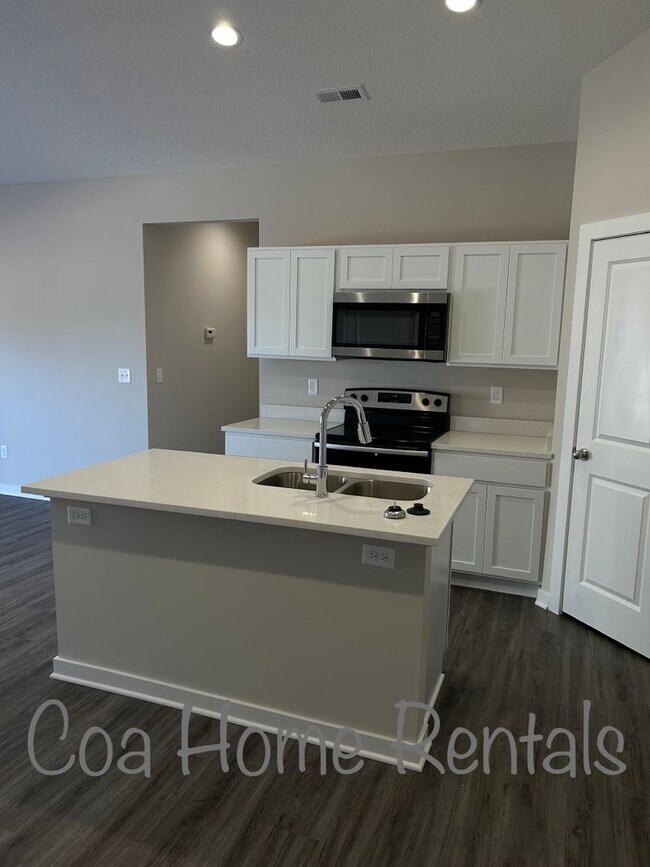 Foto del edificio - 13435 W Haskell Ct
