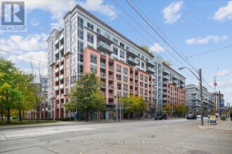 Building Photo - 1005 King St W