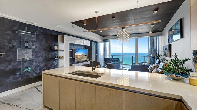Foto del edificio - 2200 N Ocean Blvd