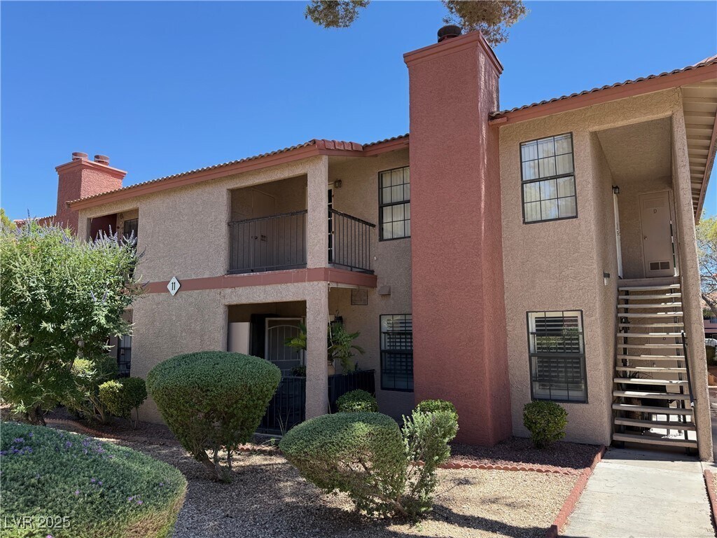 Foto principal - 5576 W Rochelle Ave.