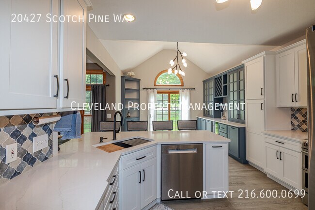 Foto del edificio - 20427 Scotch Pine Way