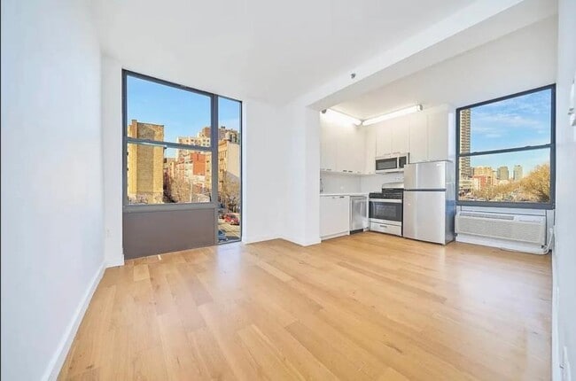 2 bedroom in New York NY 10035 - 2 bedroom in New York NY 10035 Apartment