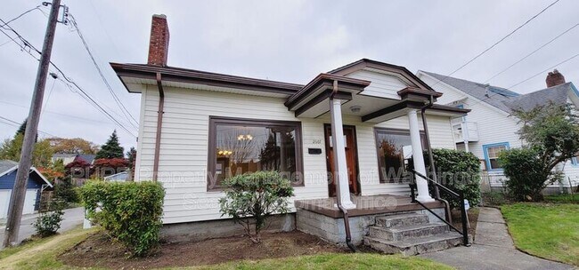Building Photo - 2607 N Lawrence St