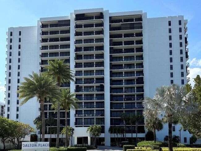 Foto del edificio - 4748 S Ocean Blvd