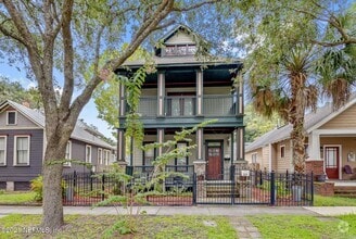 Building Photo - 1435 N Liberty St