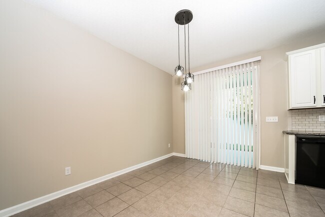Building Photo - 27 San Briso Way