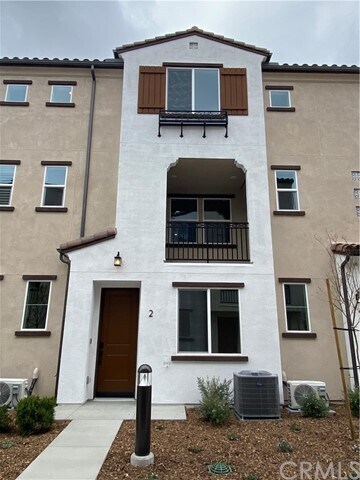 Building Photo - 261 N Magnolia St