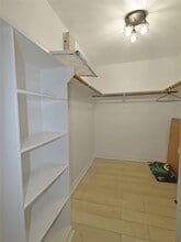 Building Photo - 749 Grassy Knoll Trail