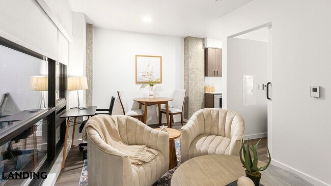 Foto del edificio - 8511 15th Ave NW
