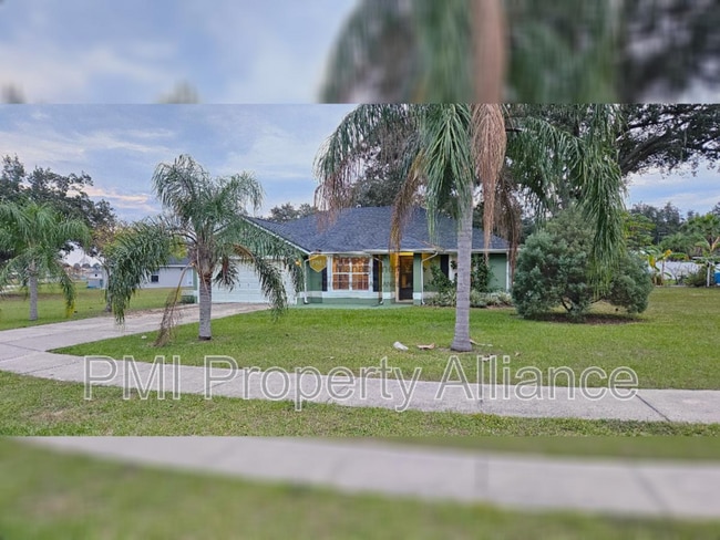 Building Photo - 16044 Worthington Blvd