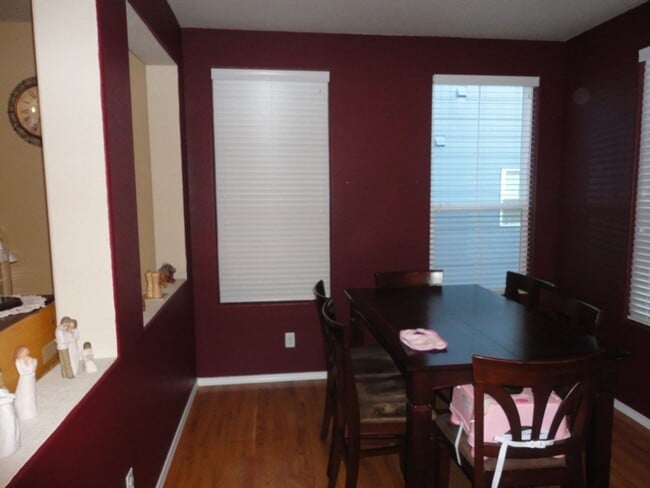Building Photo - 7074 Silverwind Cir