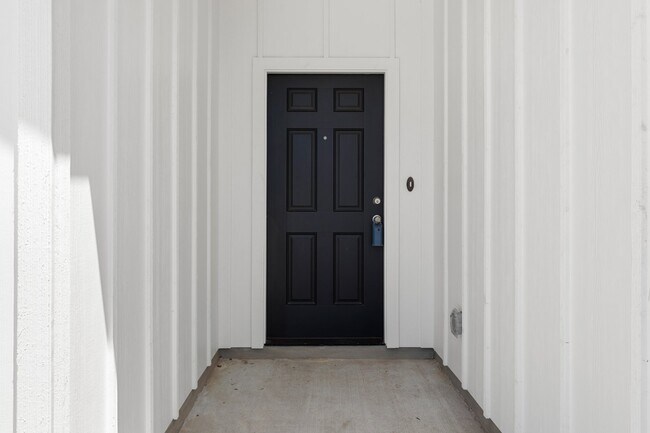 Foto del edificio - Well Maintained Home Available for Mid-October Move-In