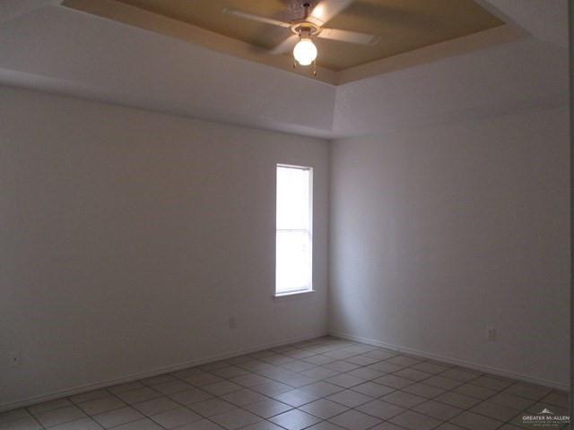 Building Photo - 607 Gastel Cir