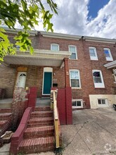 Building Photo - 422 N East Ave