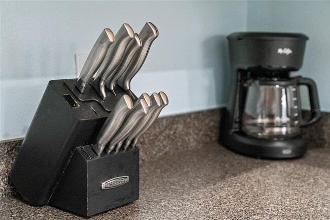 Building Photo - 730 Brunello Dr