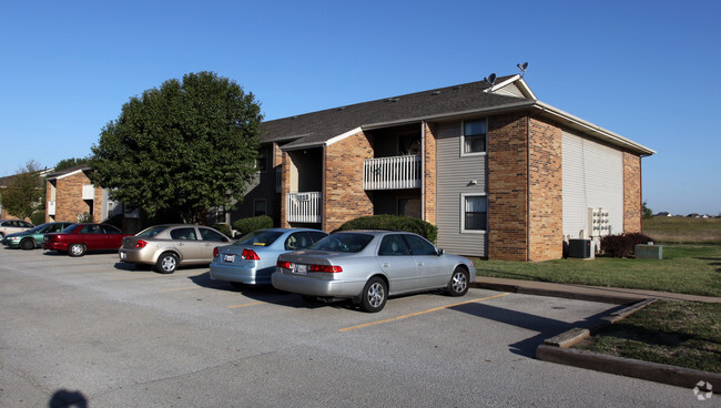 Building Photo - The Village Apartments