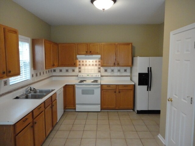 Foto del edificio - 2601 Trailwood Hills Dr