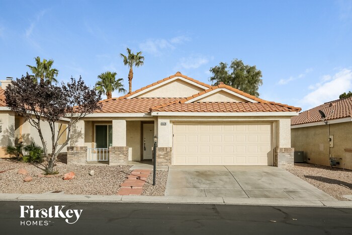 Primary Photo - 5528 Oakwood Ridge St