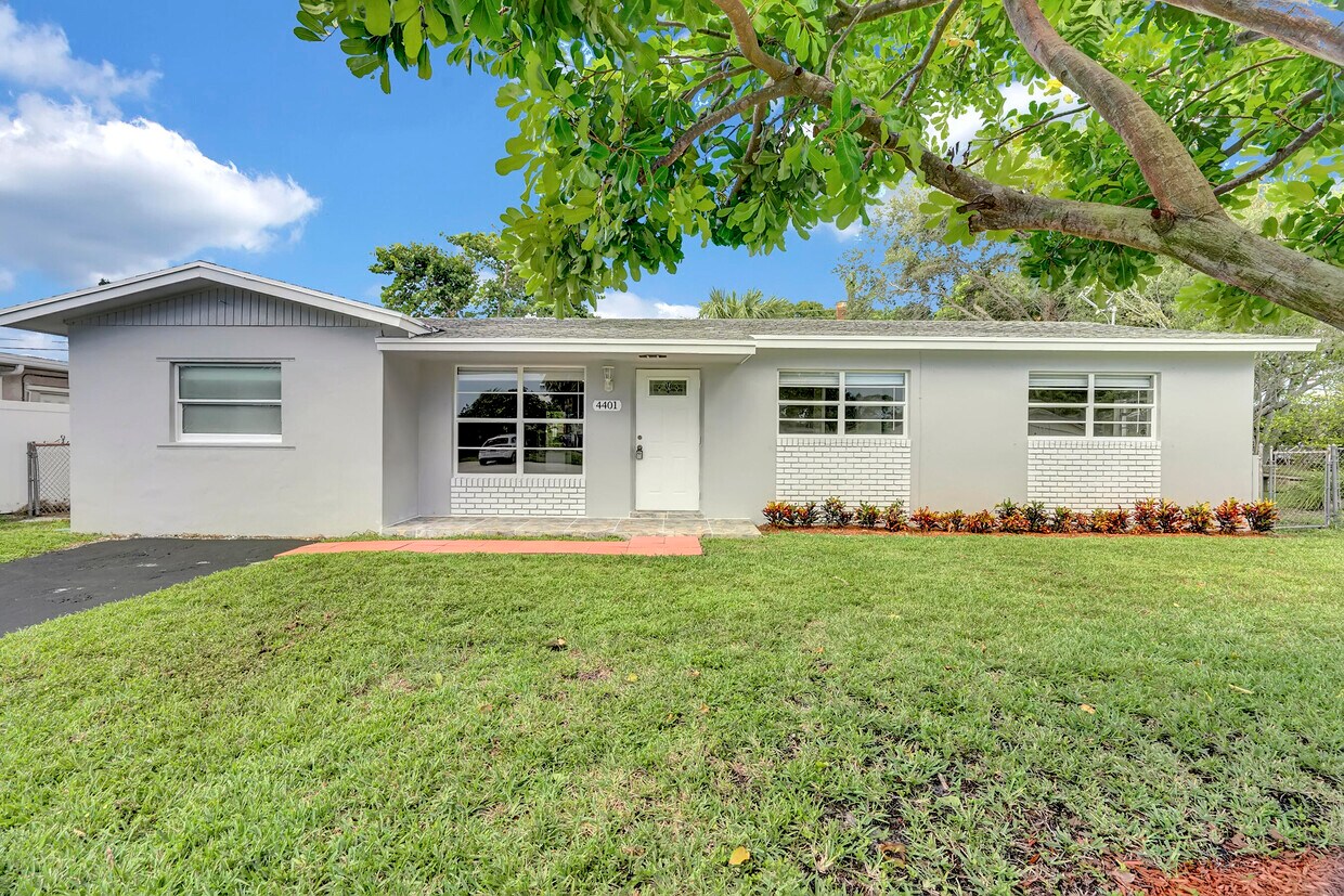 4401 NW 2nd Terrace, Boca Raton, FL 33431 House for Rent in Boca