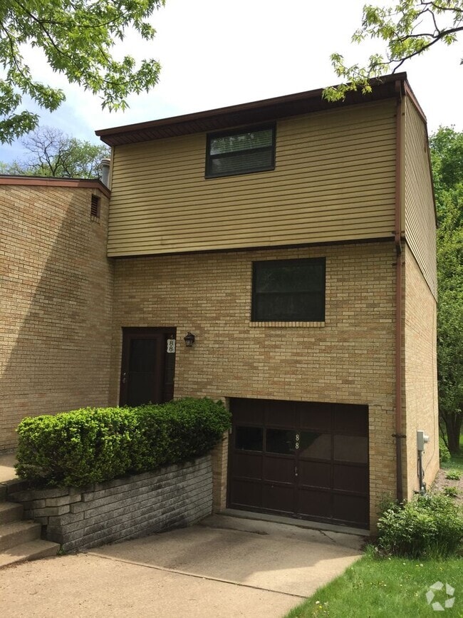Building Photo - 88 Locust Ridge Dr