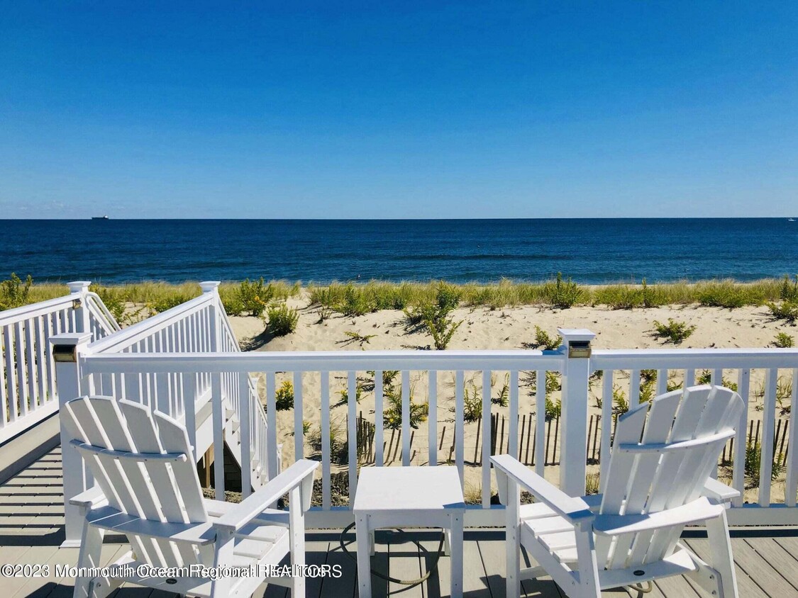 Primary Photo - 260 Ocean Ave