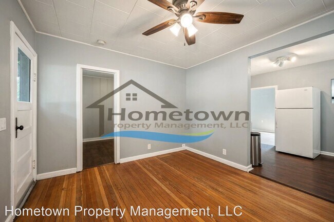 Building Photo - 2 br, 1.5 bath House - 1412 N 13th St