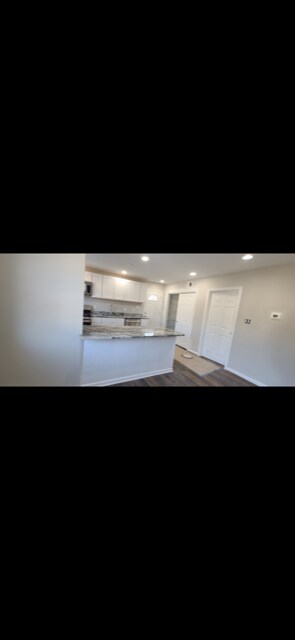 Foto del edificio - 6101 Greenvale Pkwy