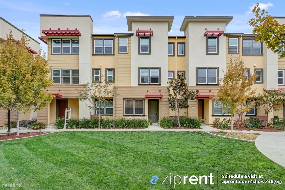 Primary Photo - 4 br, 3.5 bath Townhome - 5637 Melodia Cir...