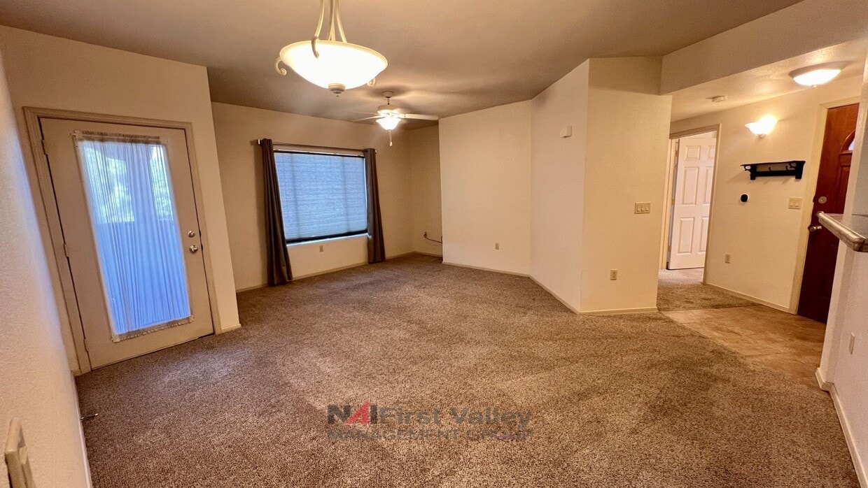 Primary Photo - 2 Bedroom- 2 Bathroom Upstairs