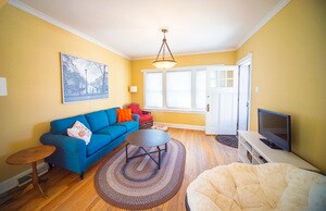 Foto principal - 3427 Elmwood Ave