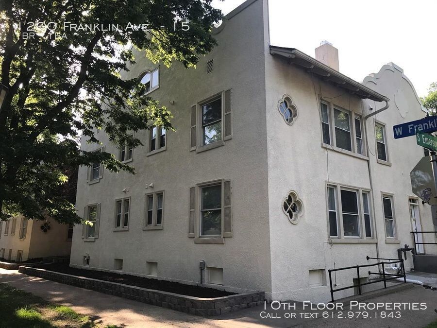 Primary Photo - 1200 W Franklin Ave