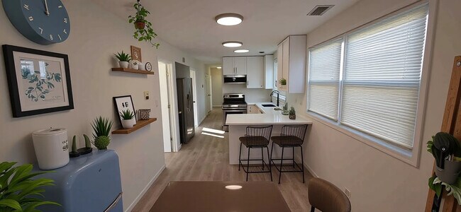 Foto del edificio - 445 W 37th St