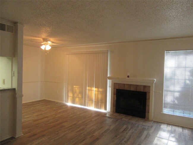 Building Photo - 11311 Audelia Rd