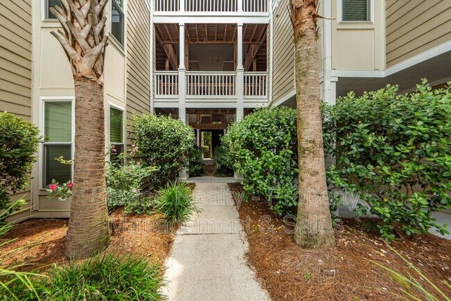 Building Photo - 1832 Egret Crest Ln