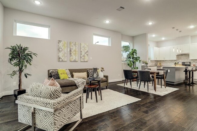 Foto del edificio - 2817 Palm St