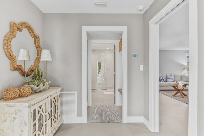 Foto del edificio - 165 1st St E