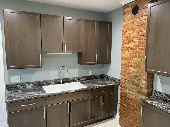 Building Photo - 349 Bryant Ave
