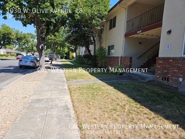 Building Photo - Remodeled Upstairs 1 Bed/ 1 Bath Apartment...