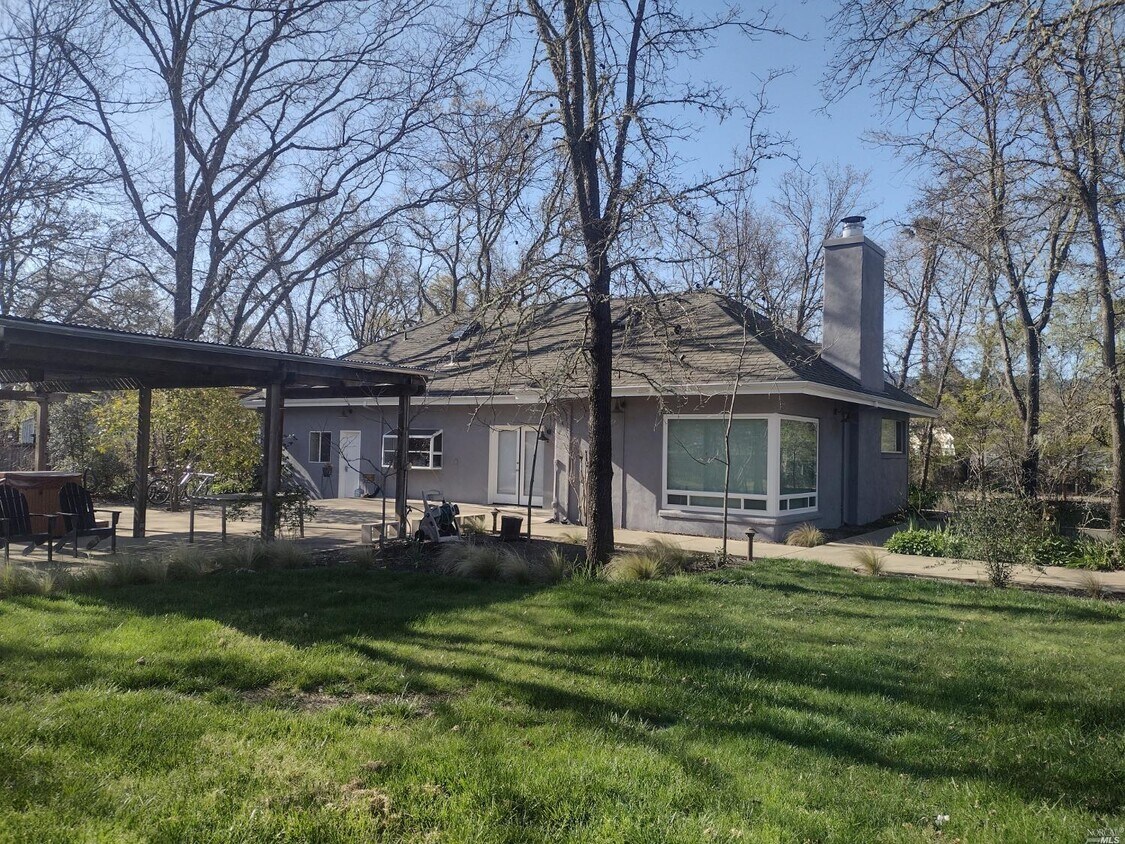 2080 Mora Ave, Calistoga, CA 94515 House Rental in Calistoga, CA